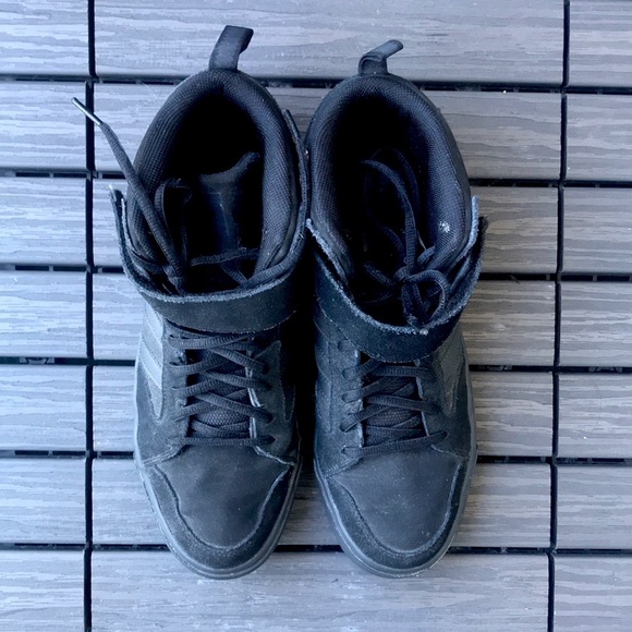 All black adidas boots - Picture 1 of 4